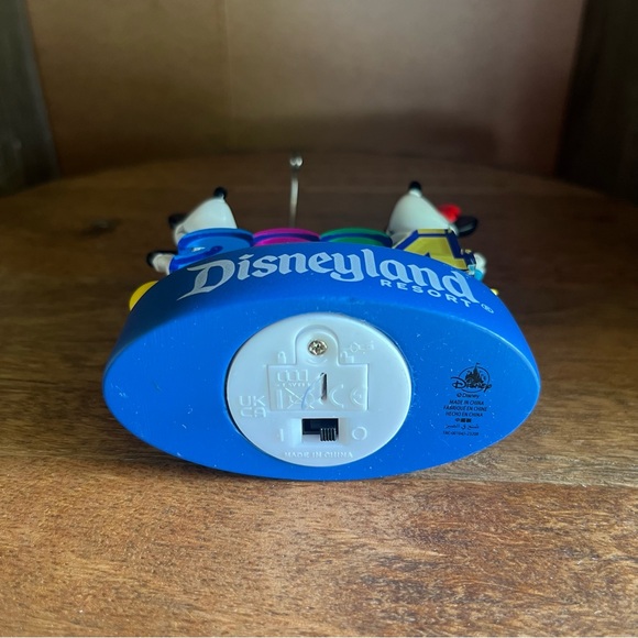 NWT 2024 Disneyland Mickey Minnie Mouse Castle Light Up Christmas Ornament - Picture 7 of 7